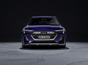 Audi e-tron S 2020 года  (WW)